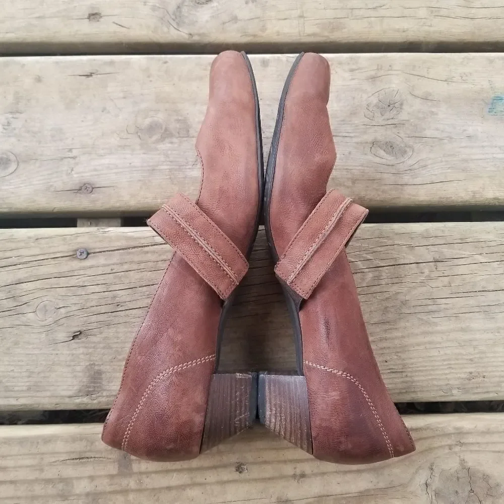 Vintage 90s y2k Paul Green Brown Nubuck Suede Leather Square Toe Mary Jane Heels